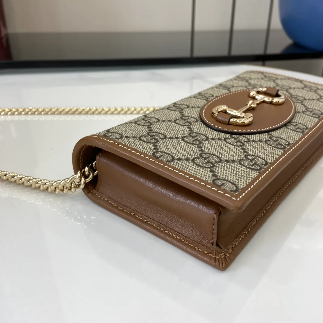 Gucci Metallic Gold Guccissima Leather Flap Continental Wallet - Image 8