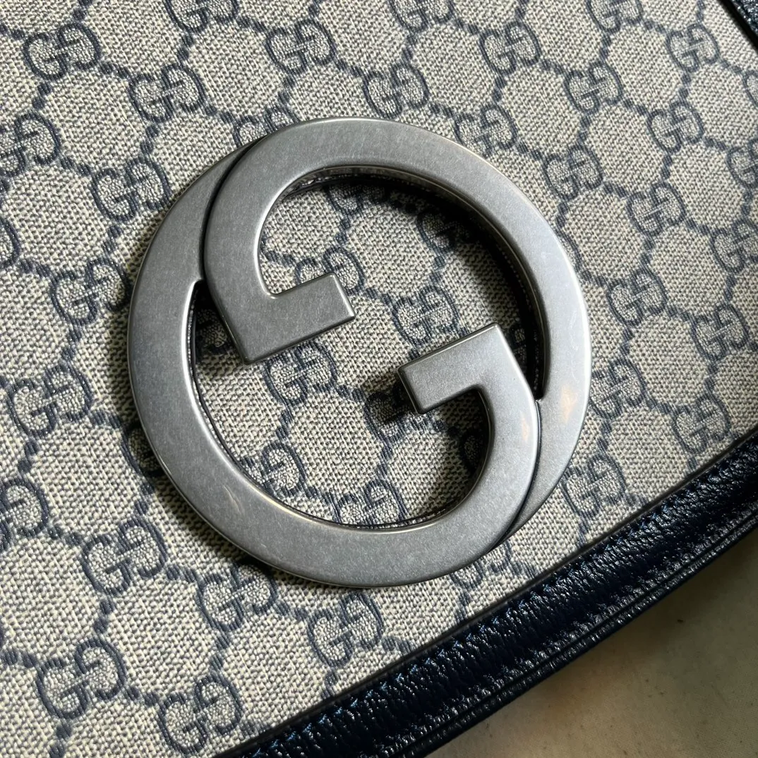 Gucci Navy Blue/Beige GG Supreme Canvas and Leather - Image 6