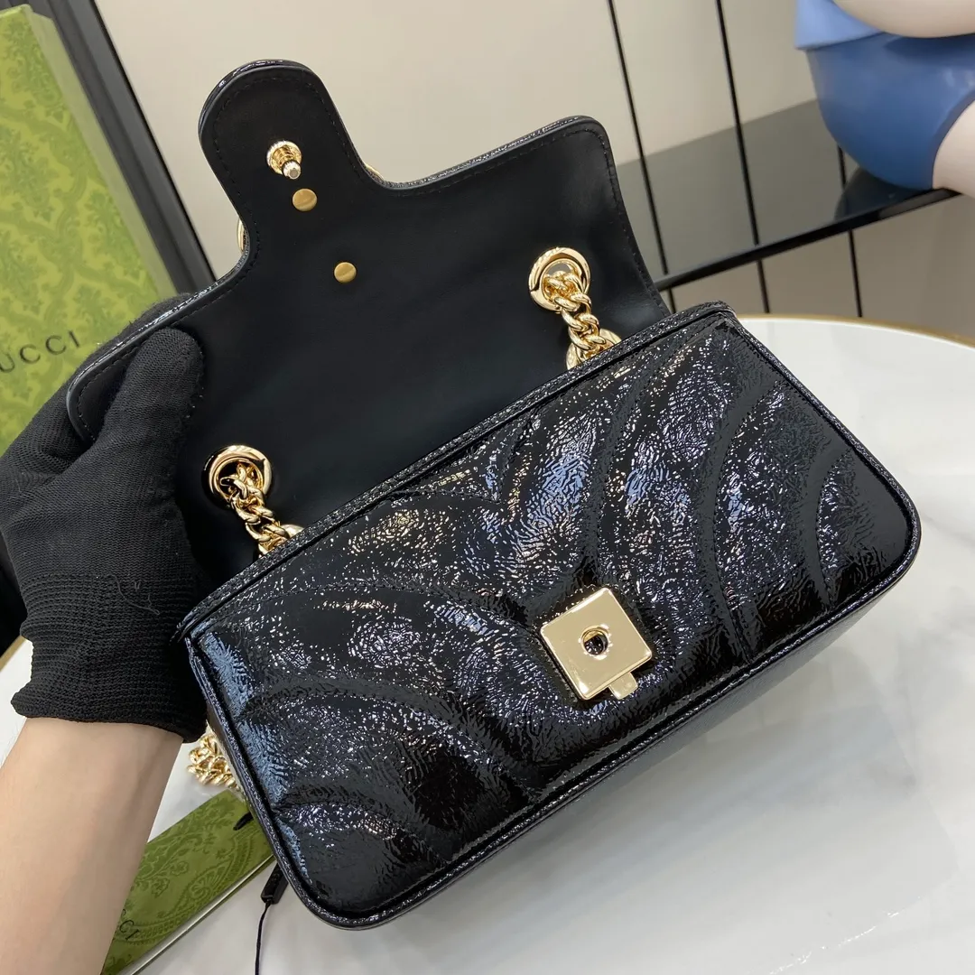 Gucci Small GG Marmont Shoulder Bag - Image 8
