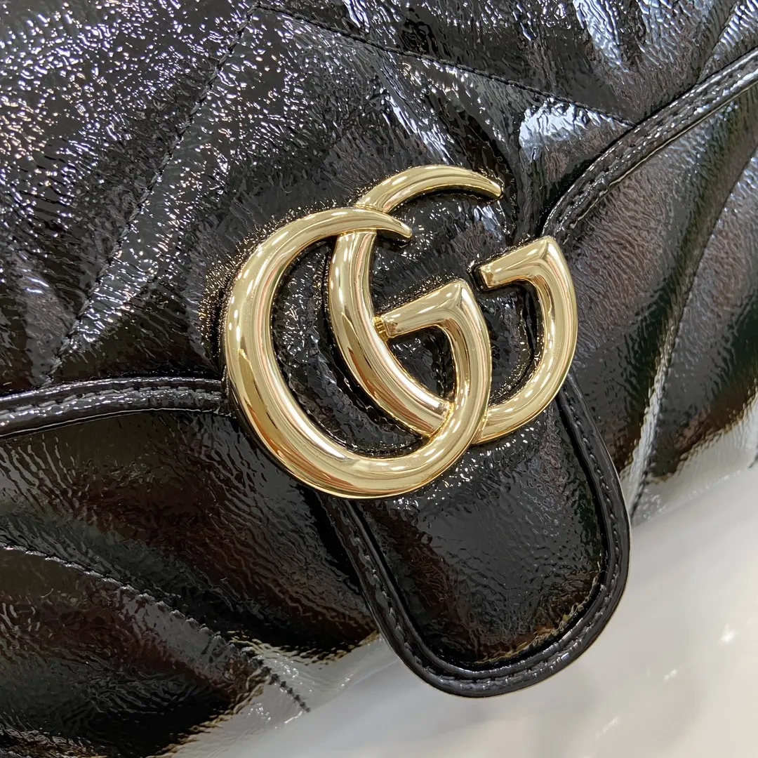 Gucci Small GG Marmont Shoulder Bag - Image 7