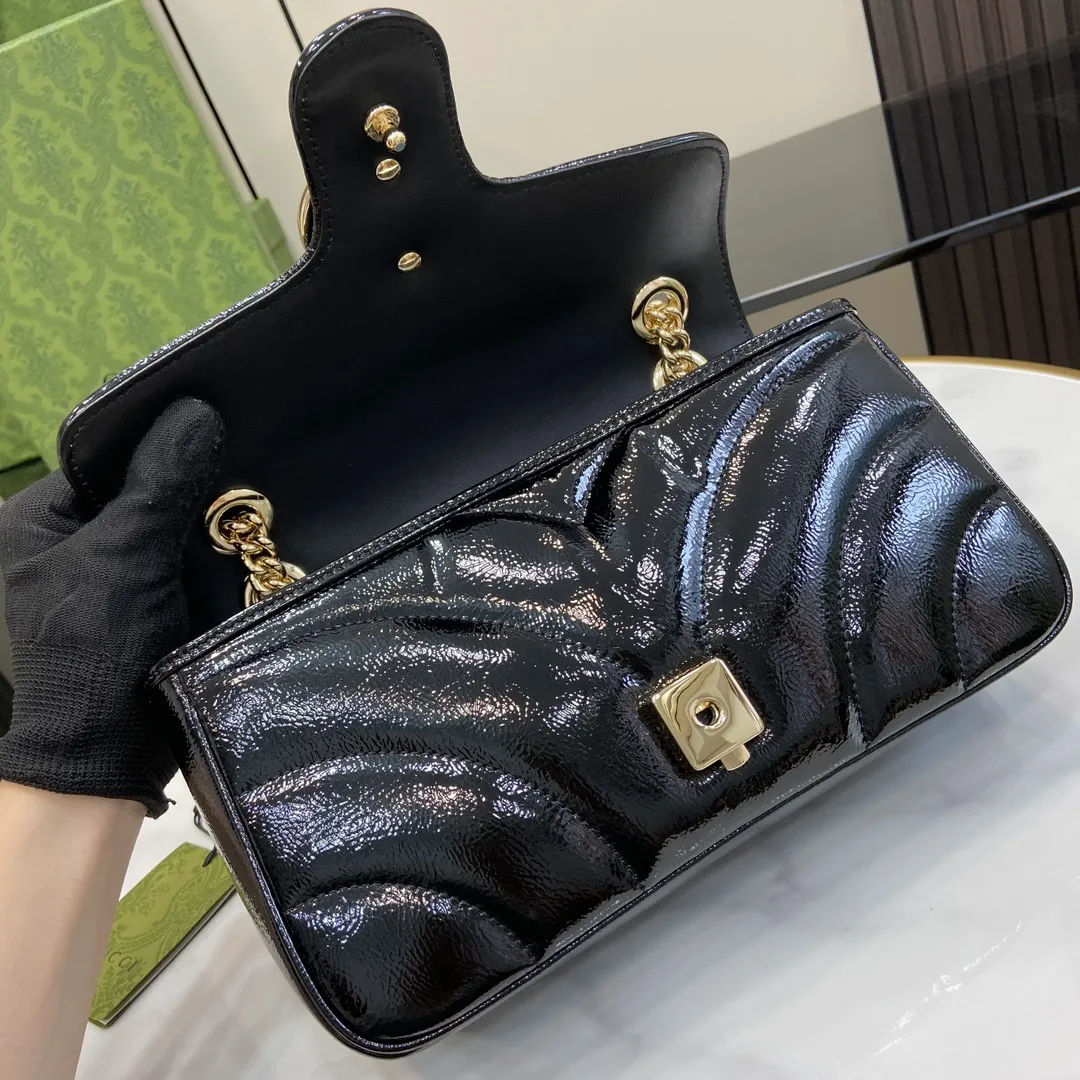 Gucci Small GG Marmont Shoulder Bag - Image 9
