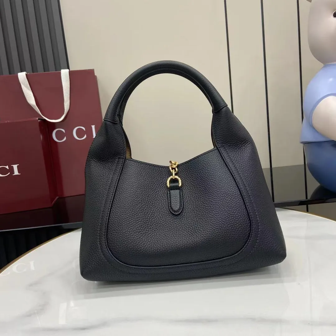 Gucci Softbit maxi shoulder bag - Image 5