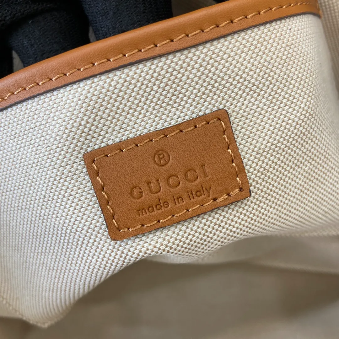 Medium straw tote with Gucci patch in natural straw - Image 10