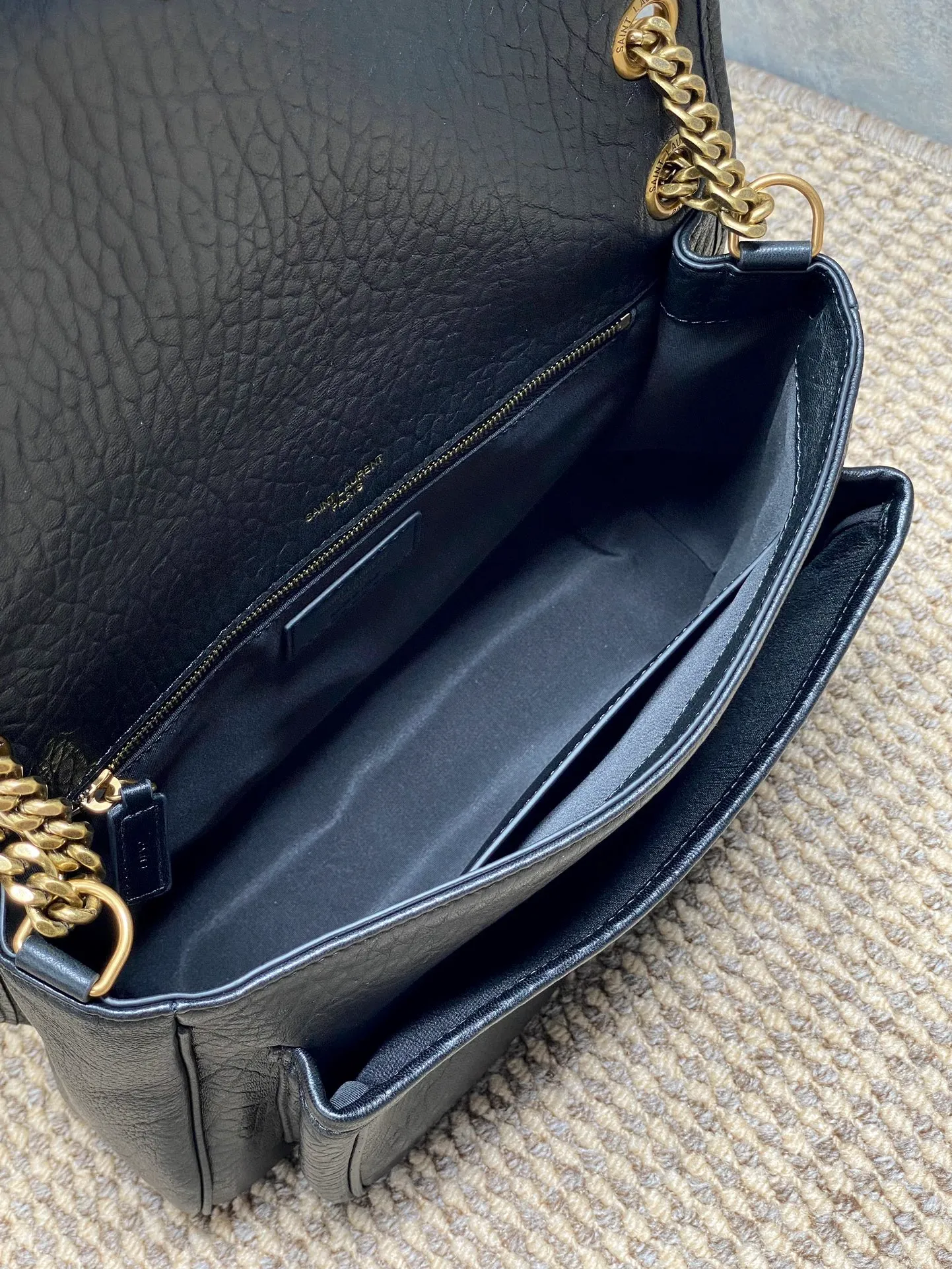 Pebbled Medium Bradley Convertible Bag for Women - Image 2