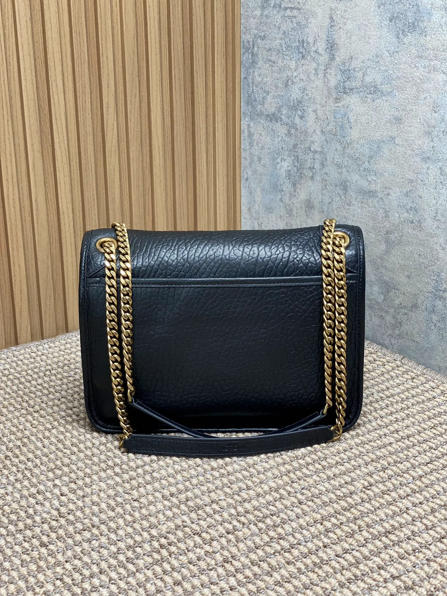 Pebbled Medium Bradley Convertible Bag for Women - Image 3