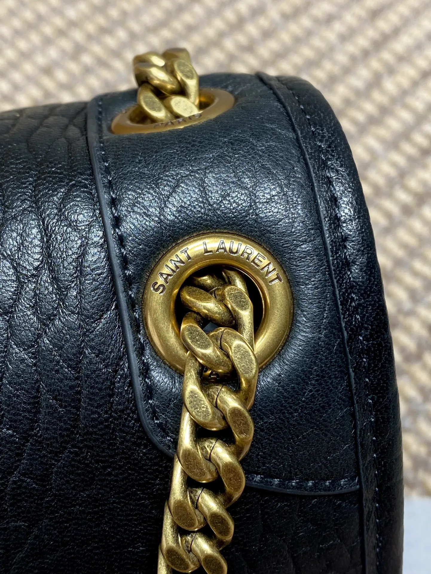 Pebbled Medium Bradley Convertible Bag for Women - Image 7
