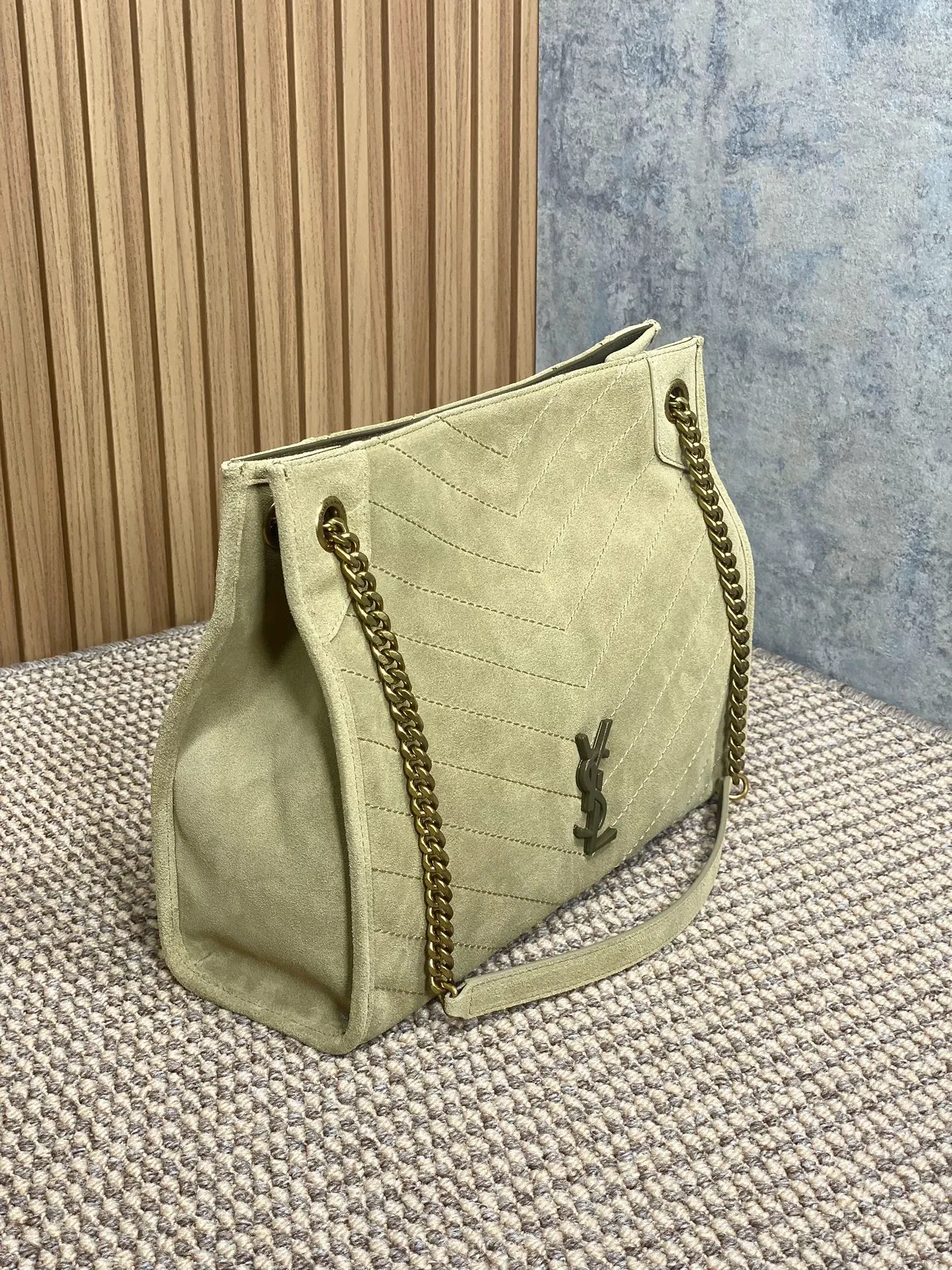 SAINT LAURENT Niki medium quilted suede shoulder bag - Image 6