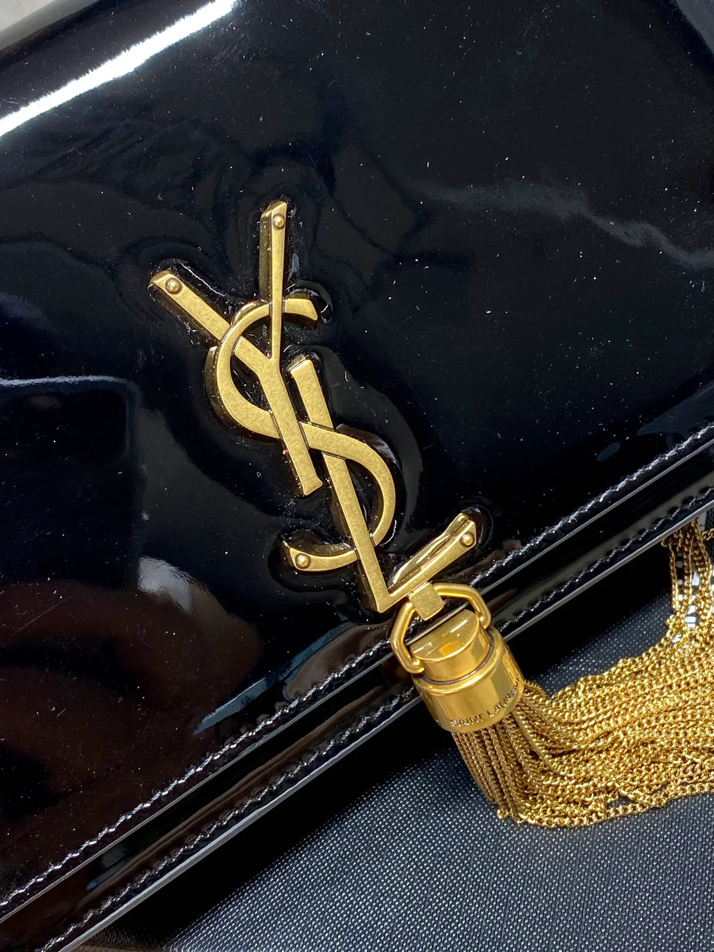 Saint Laurent Black Patent Leather Small Kate Tassel Crossbody Bag - Image 8