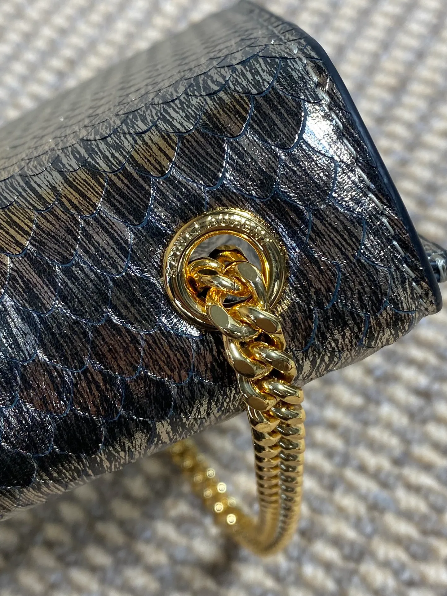 Saint Laurent Large Le 5 À 7 Suede Hobo Bag - Image 8