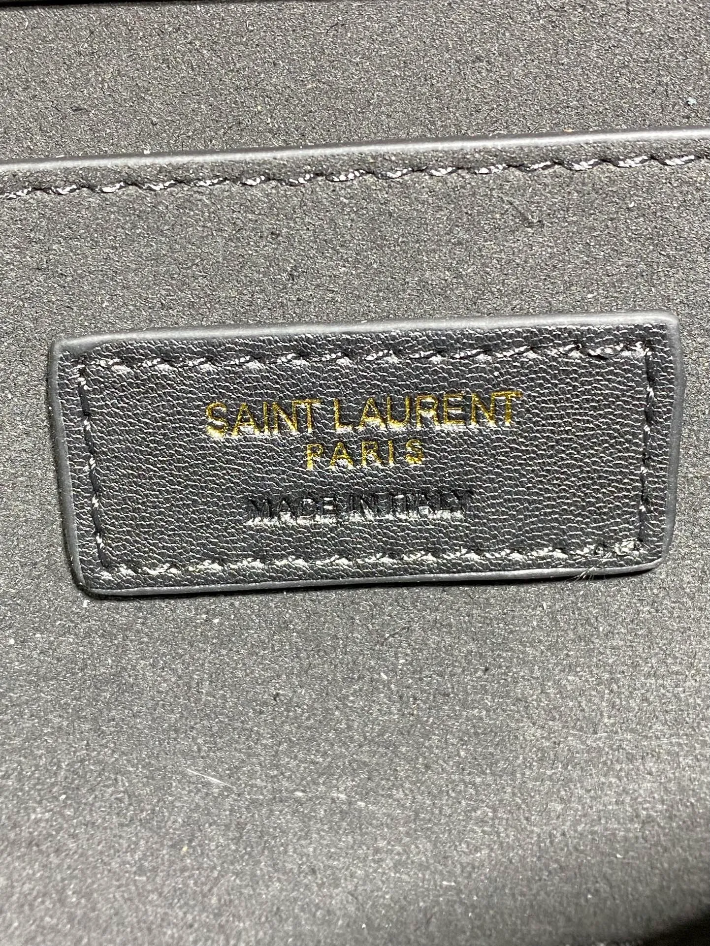 Saint Laurent Large Le 5 À 7 Suede Hobo Bag - Image 10