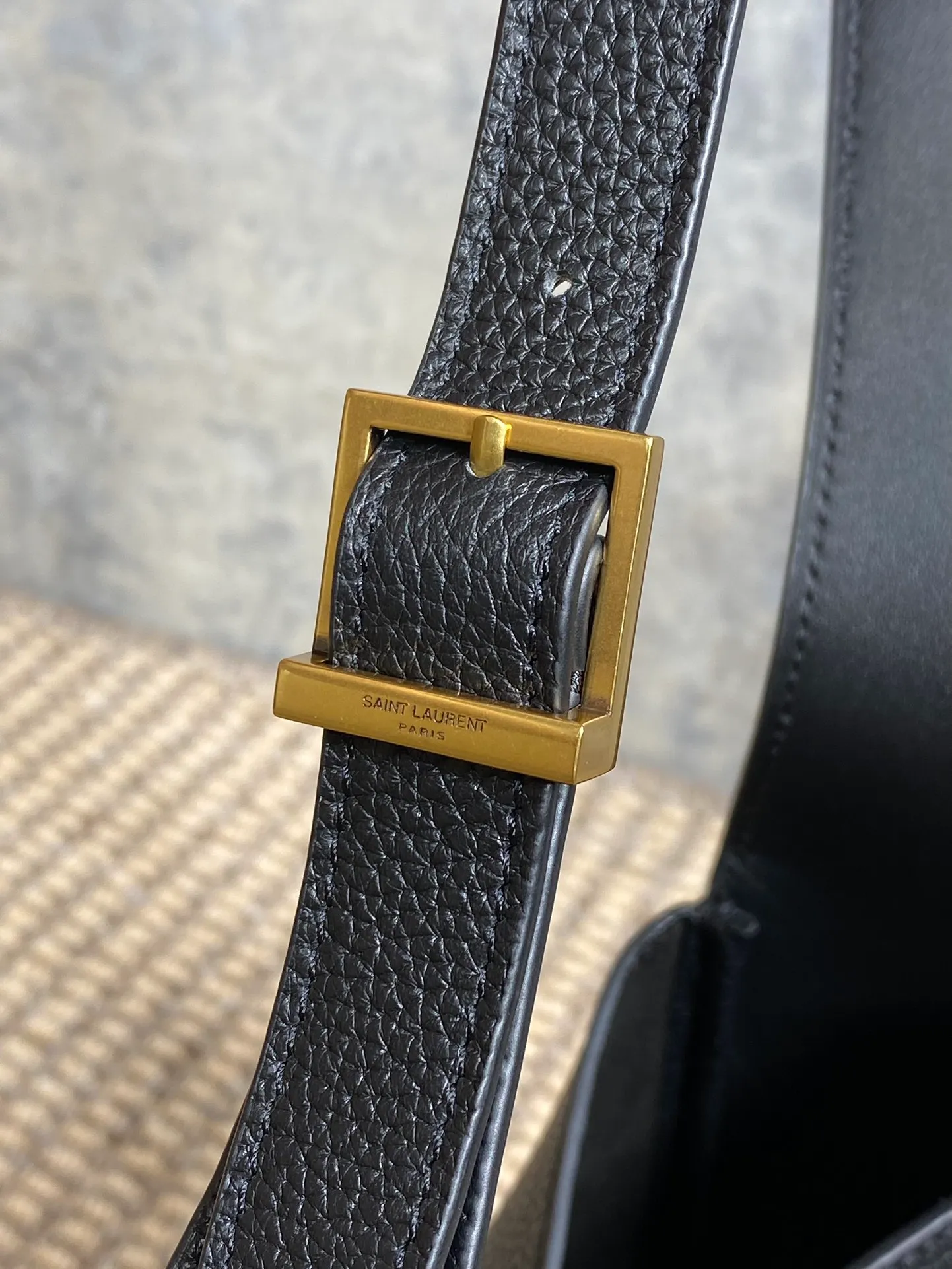 Saint Laurent Le 5 À 7 Supple Mini Leather Shoulder Bag - Image 9