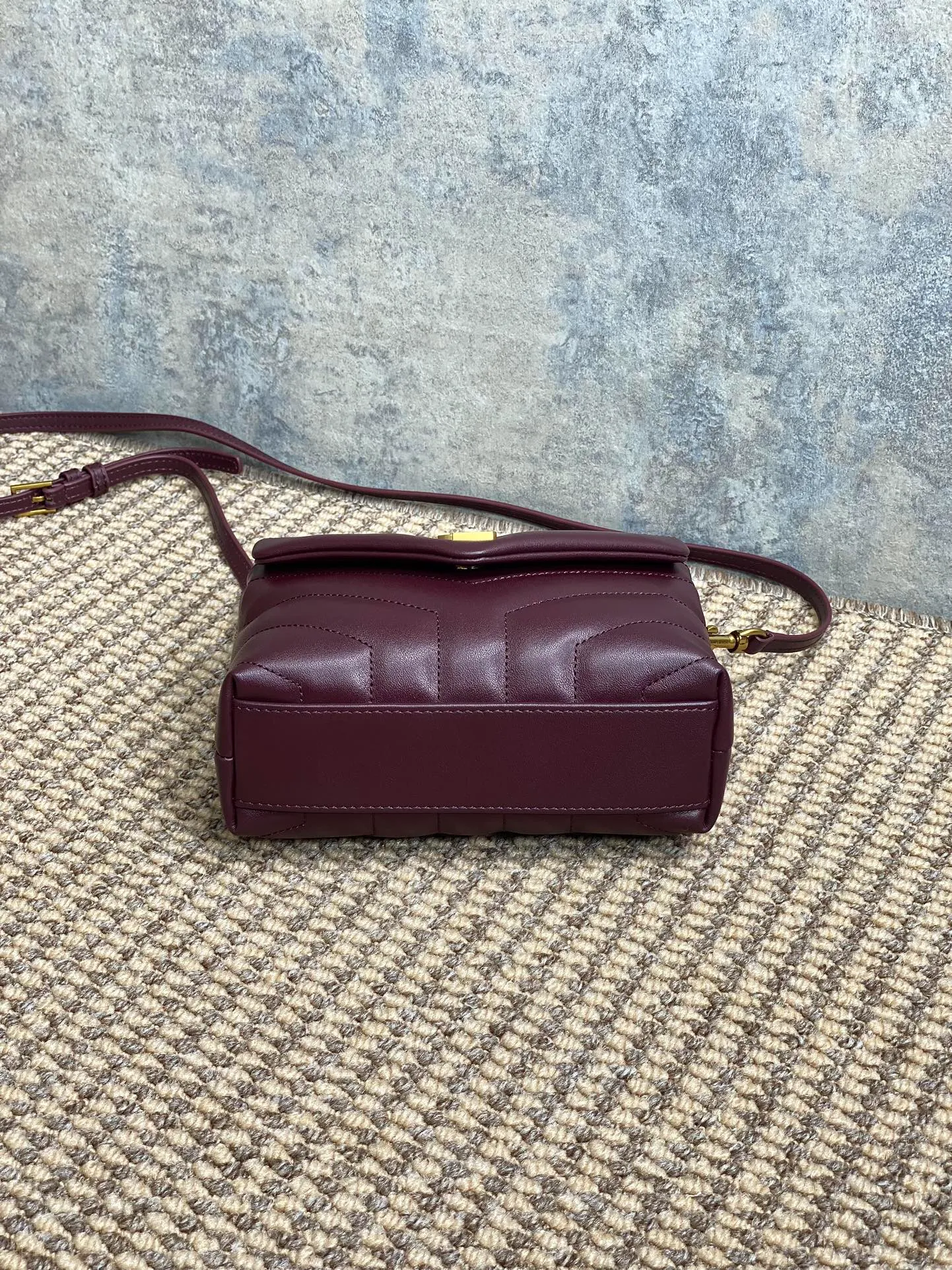 Saint Laurent Loulou Toy Leather Shoulder Bag In Rouge Legion - Image 5