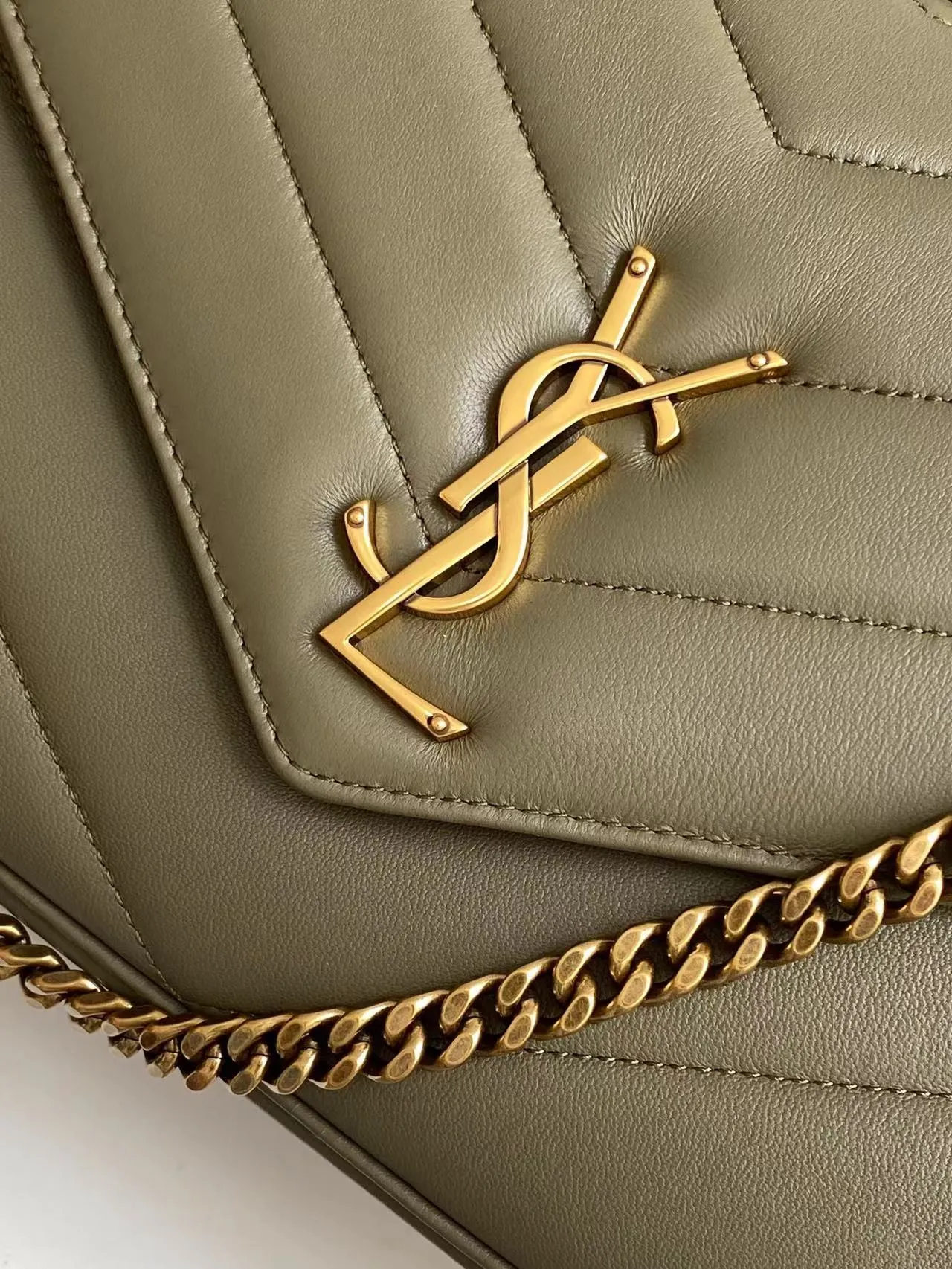 Women's Loulou Handbag - Image 7