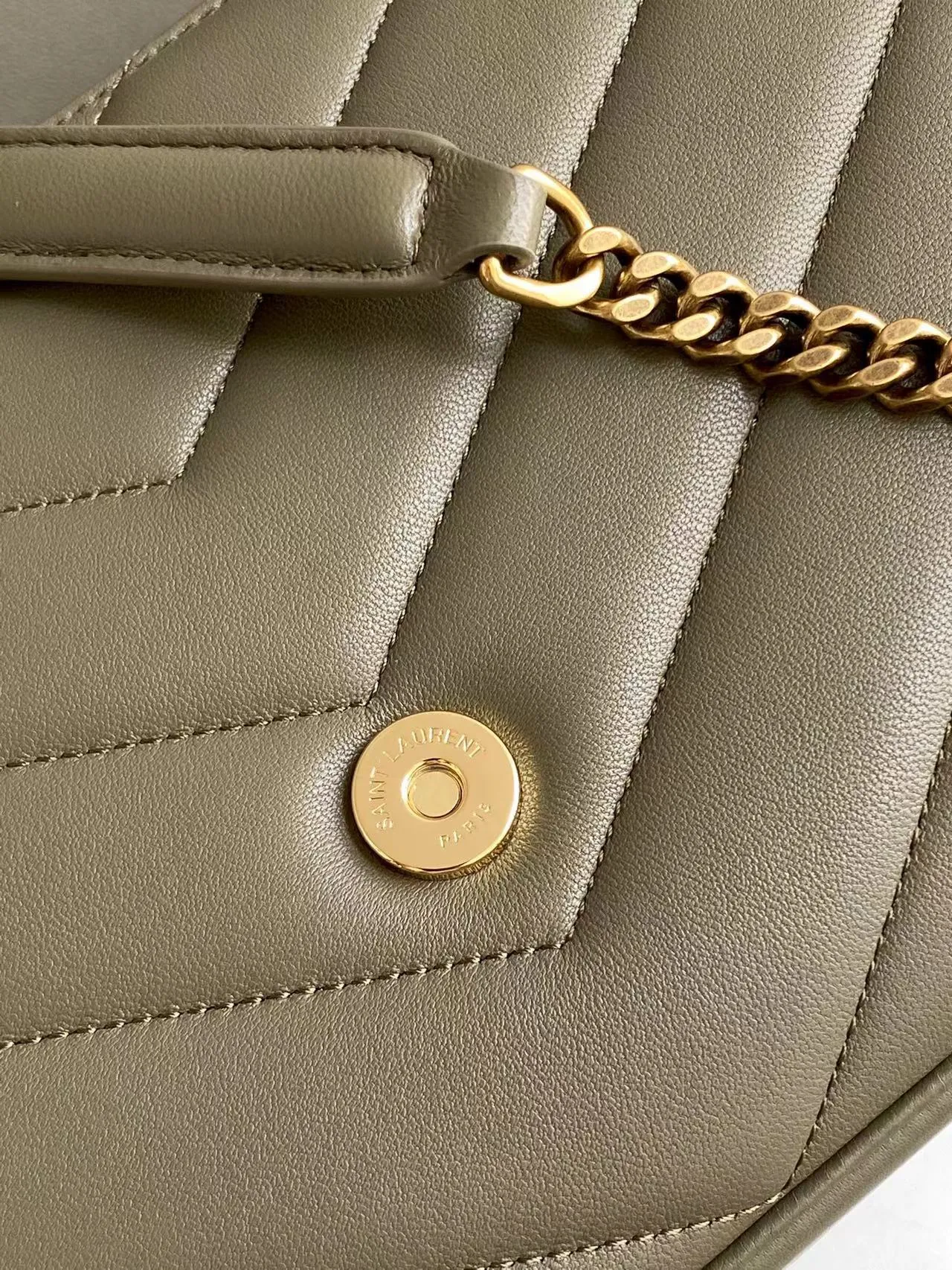 Women's Loulou Handbag - Image 8