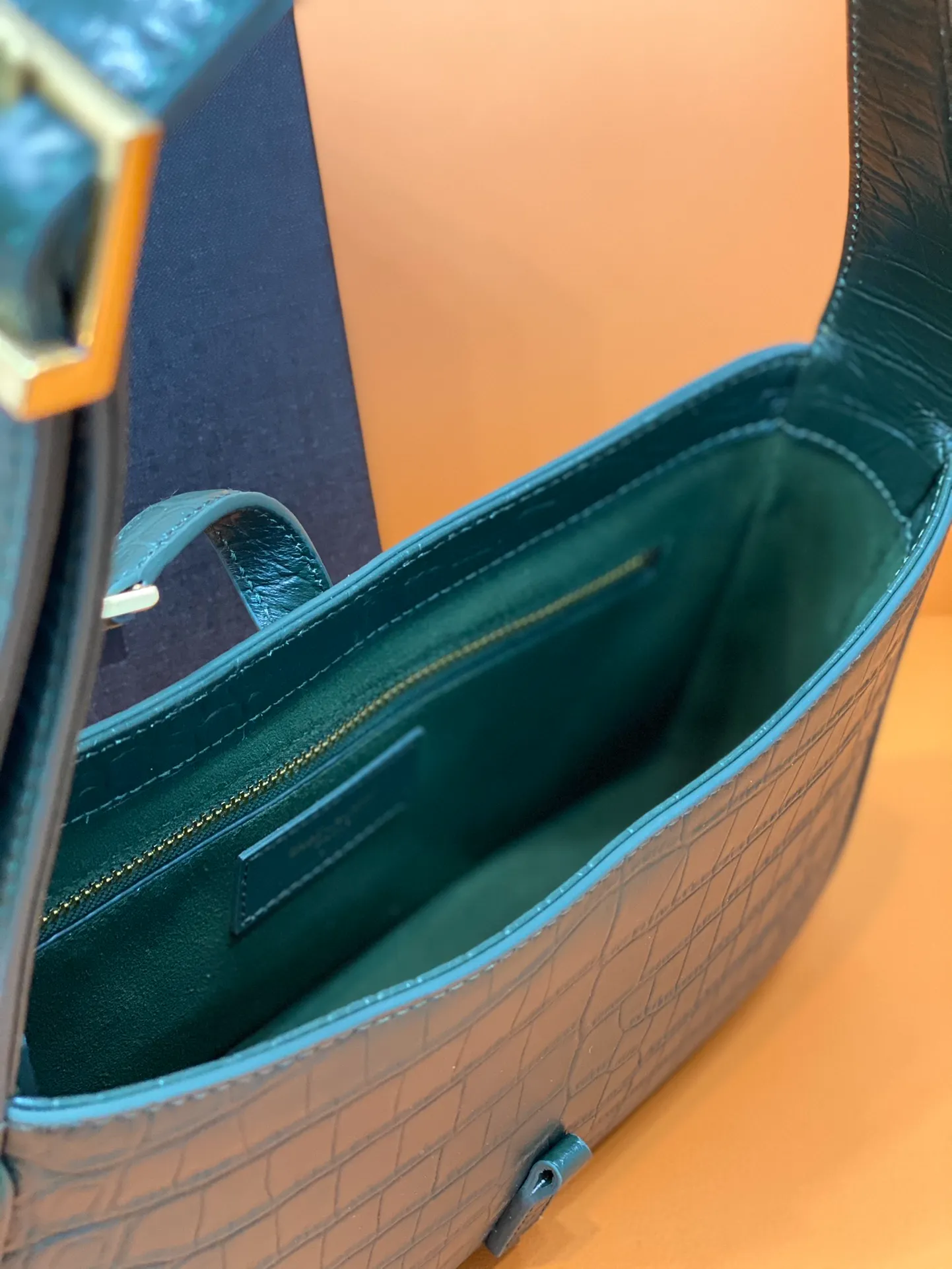 Saint Laurent Green Croc Embossed Leather Medium Sunset Shoulder Bag - Image 8