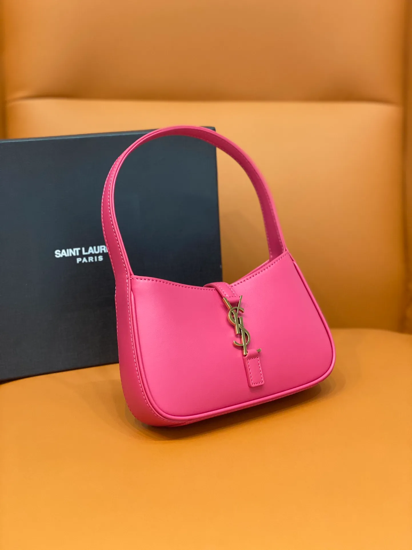 YSL LE 5 À 7 in smooth leather Pink 19carat Premium - Image 9