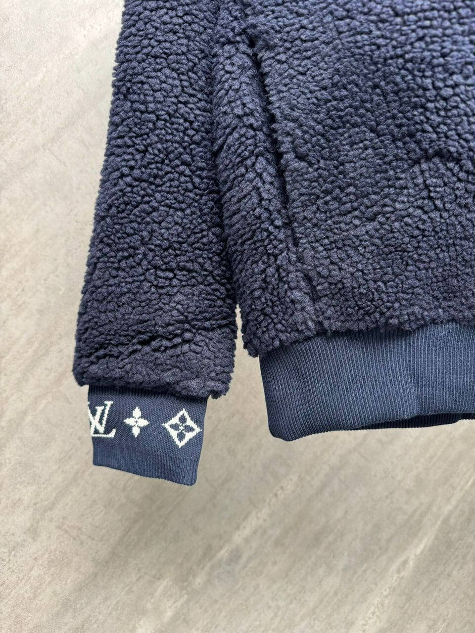 Louis Vuitton Fleece Jacket - Image 5