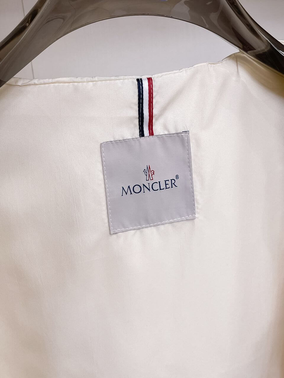 Moncler Mendes hooded jacket - Image 6